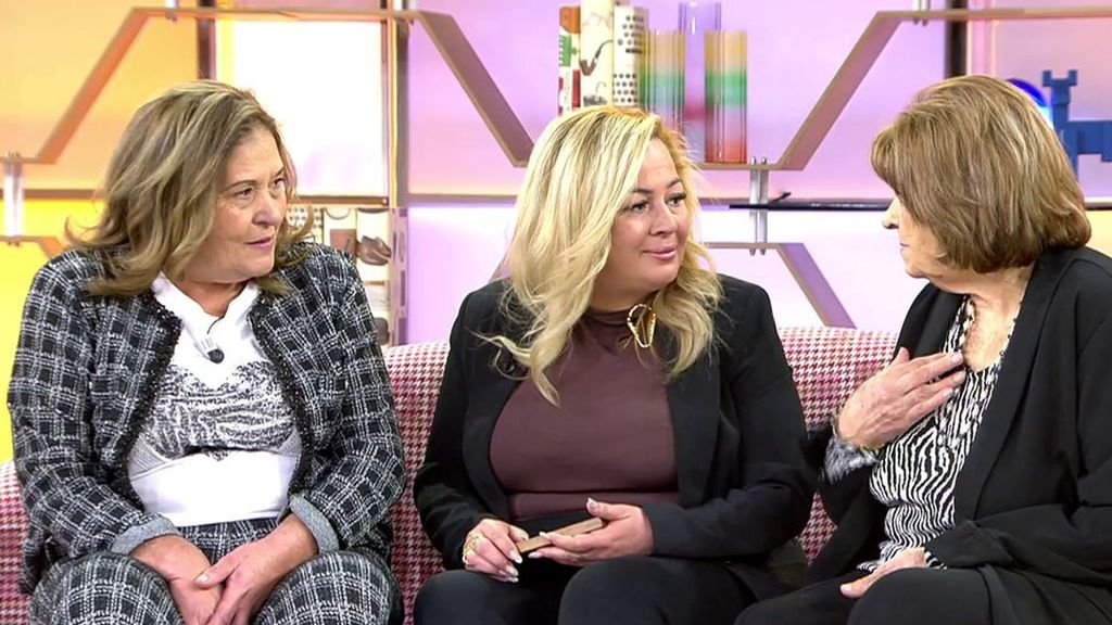 Cristina se somete a una prueba de ADN para confirmar si es hermana de Dulce y Mónica