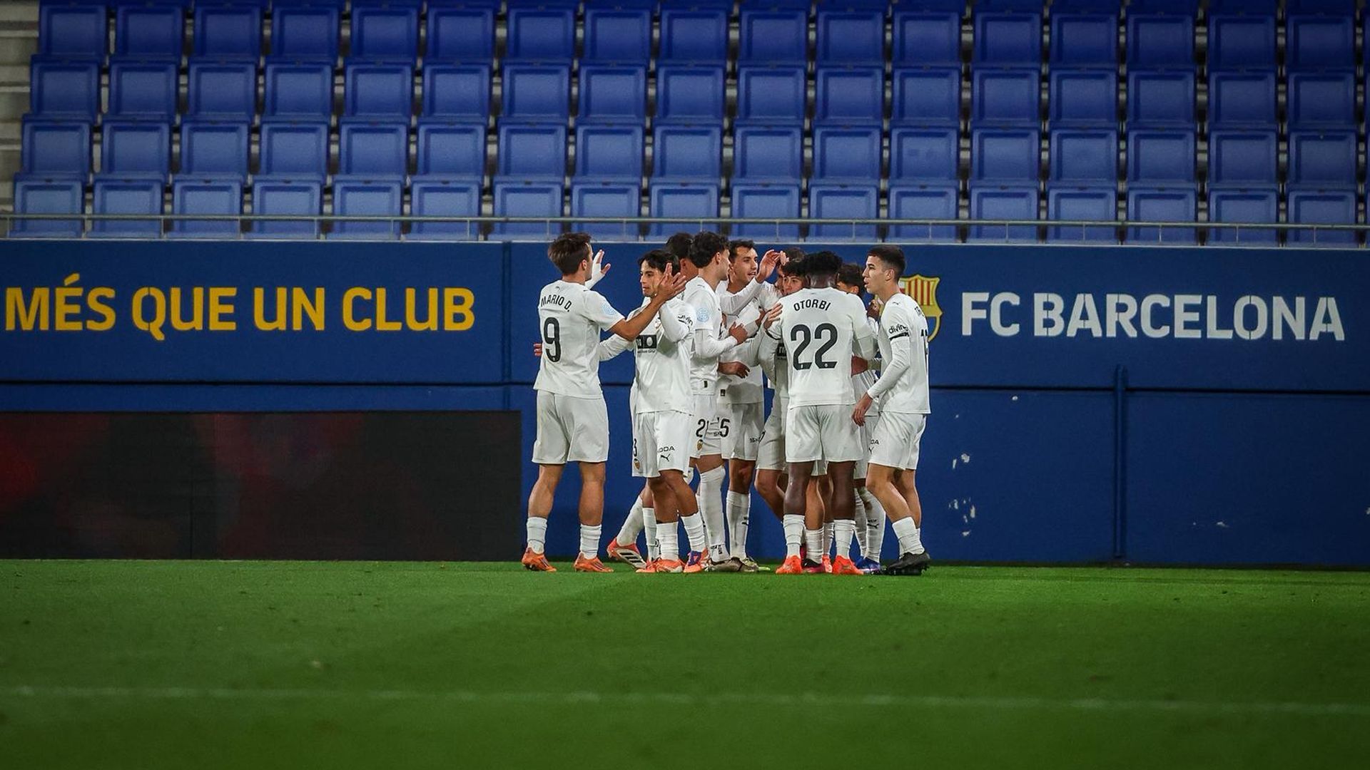 El empate más emotivo del VCF Mestalla ante el Barça