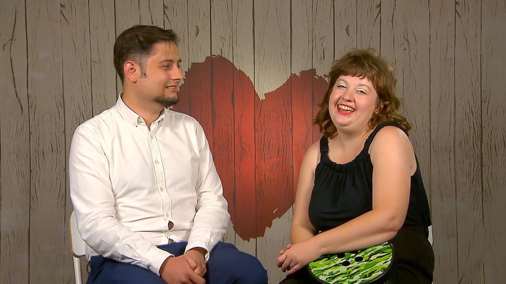 P2249 - Desátame o apriétame más fuerte First Dates Temporada 8 Programa 2249