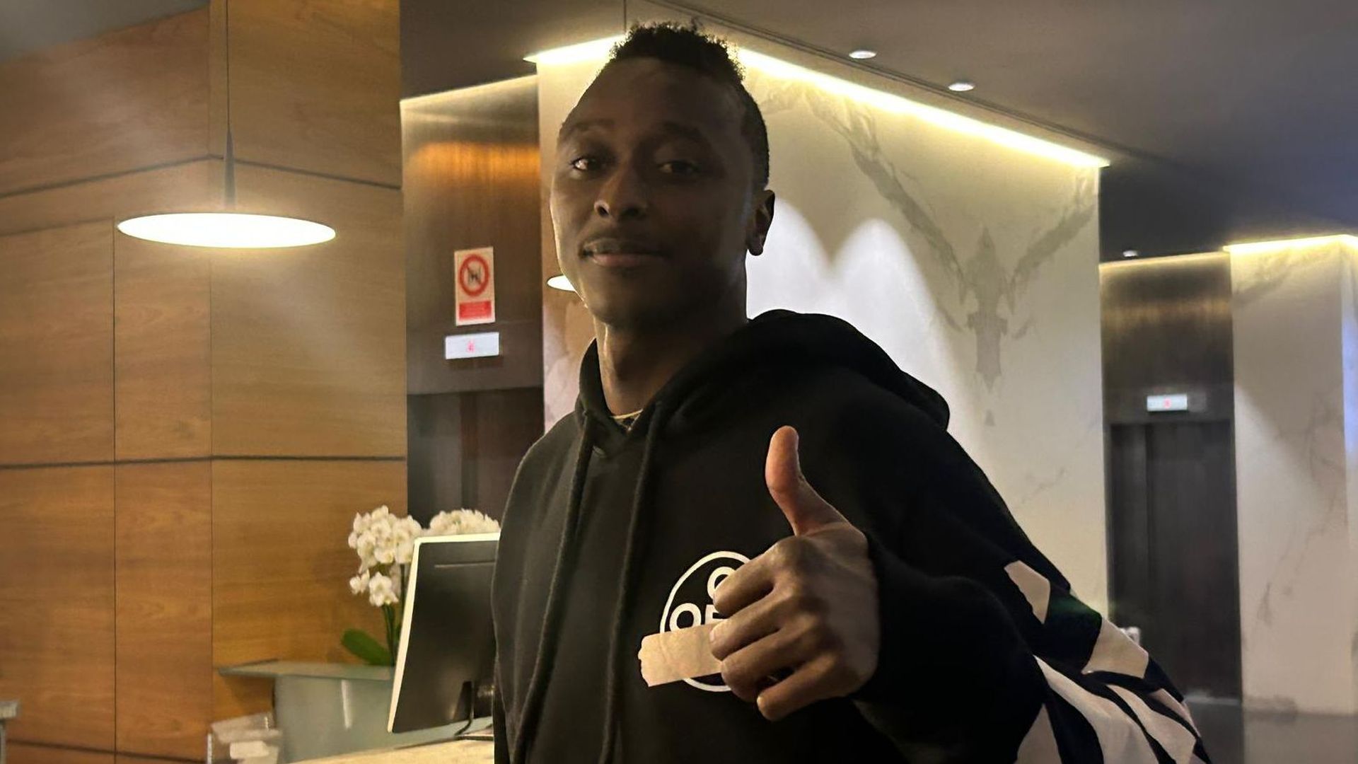 Las primeras palabras de Sadiq tras fichar por el Valencia Las primeras palabras de Sadiq tras fichar por el Valencia