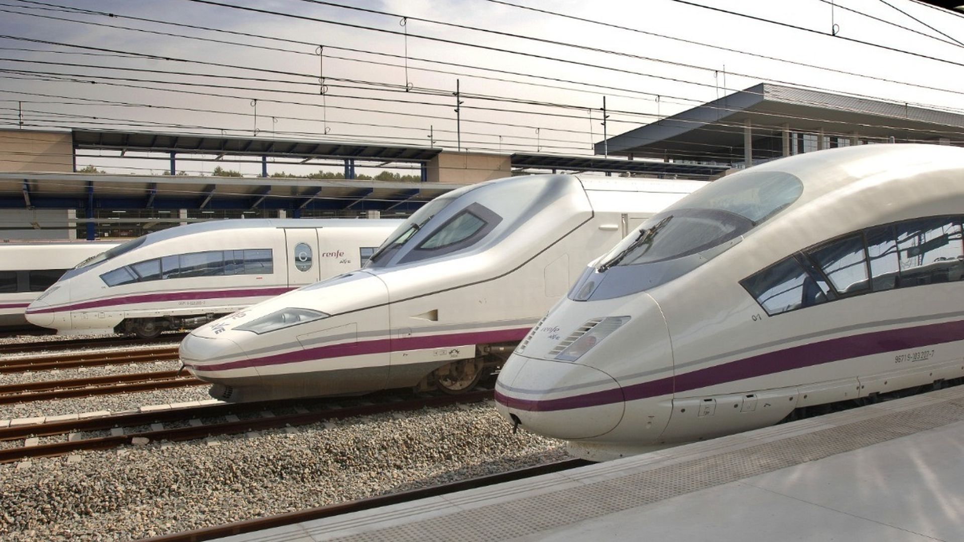 Llegan las rebajas a Renfe y Ouigo con billetes desde siete euros: precios, fechas para comprarlos y destinos