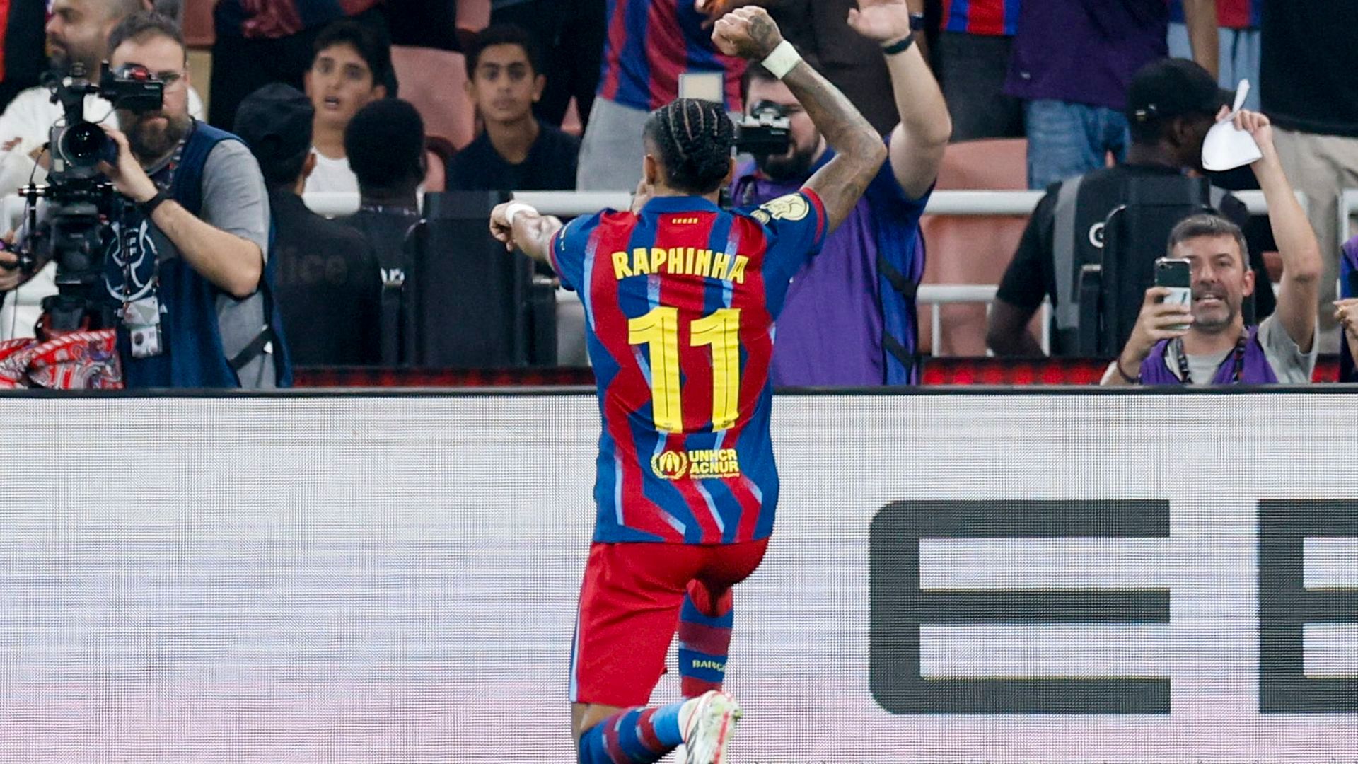 Raphinha celebra el 4-0 ante el Athletic