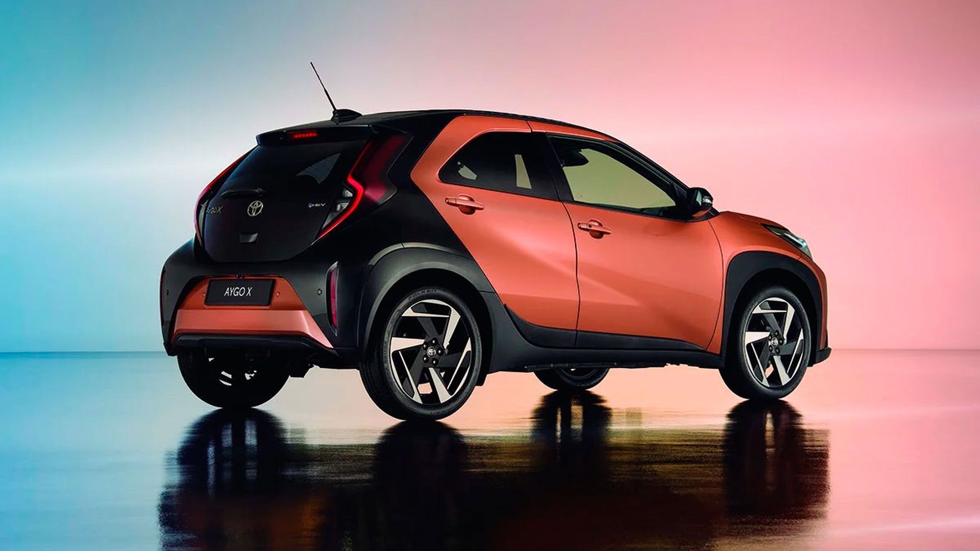 Toyota Aygo X Cross Hybrid