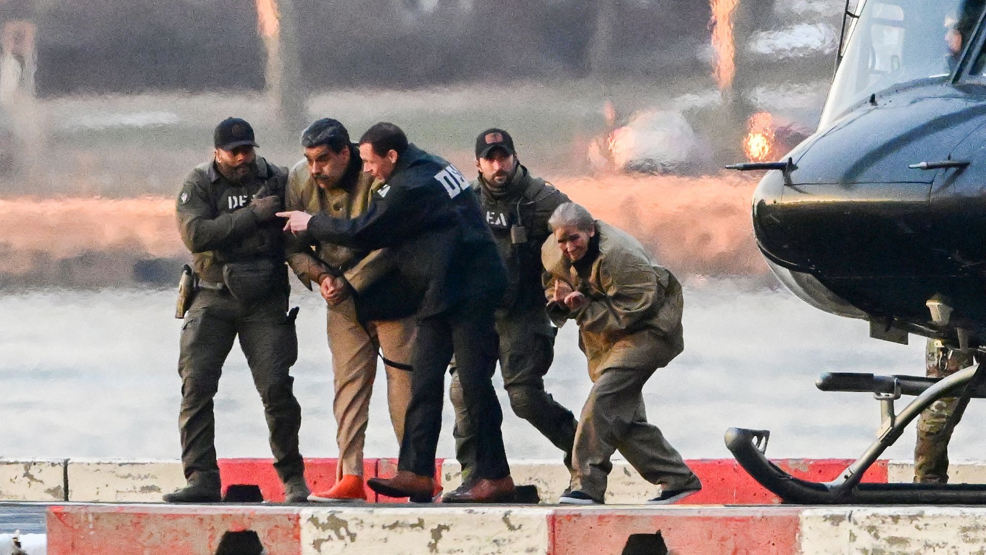 Última hora de Venezuela, en directo: la mujer de Nicolás Maduro "podría tener una fractura o un hematoma grave en las costillas"