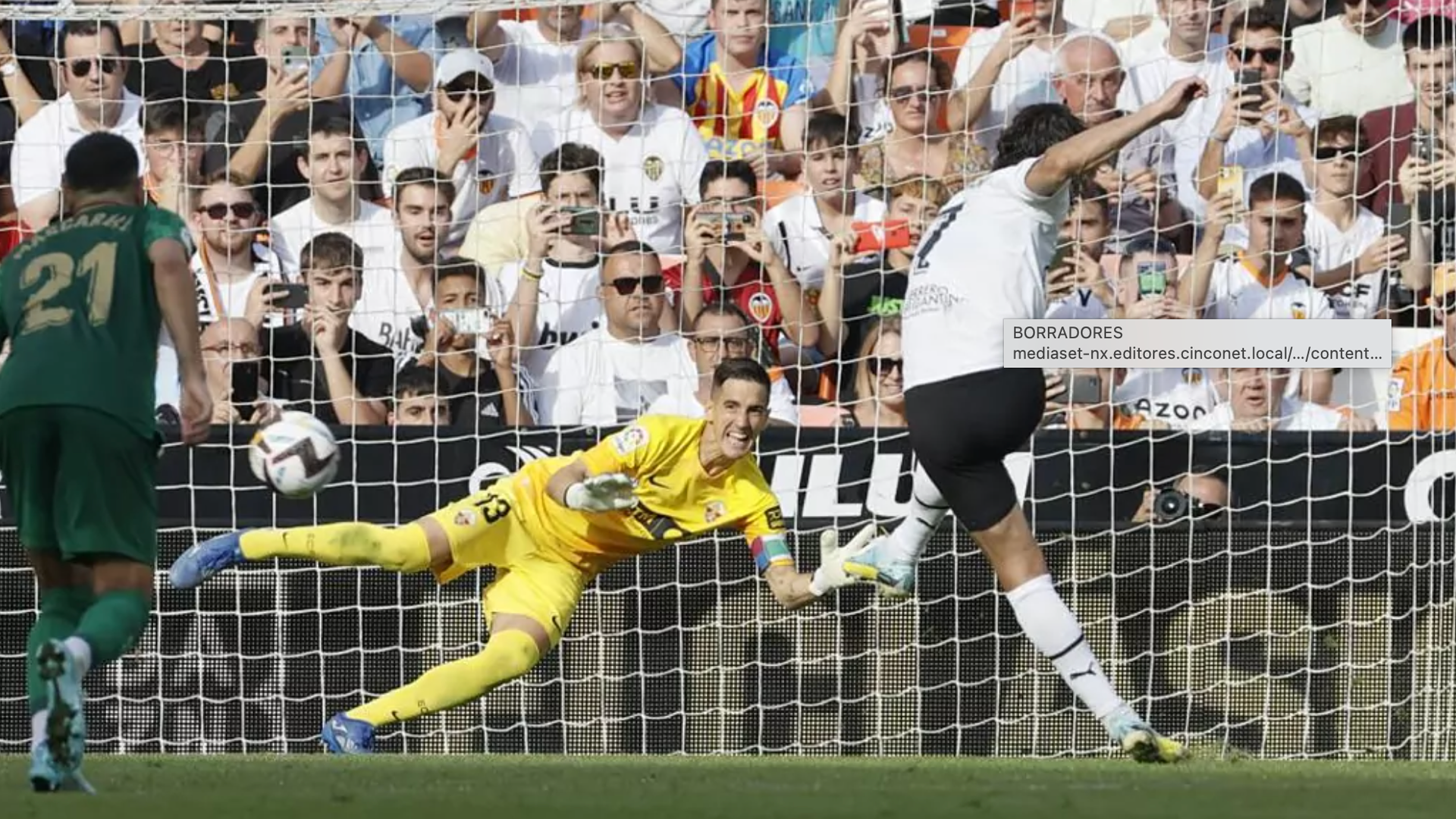 Un lance del último Valencia CF - Elche