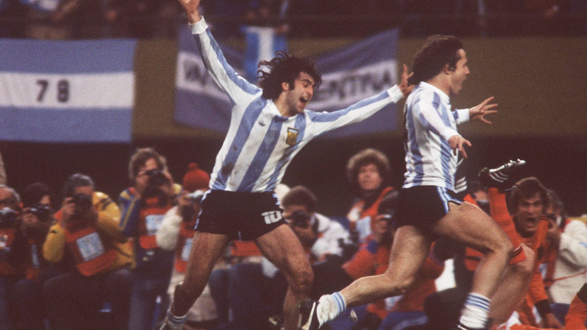 Mario Kempes celebrando en la final del Mundial de Argentina de 1978