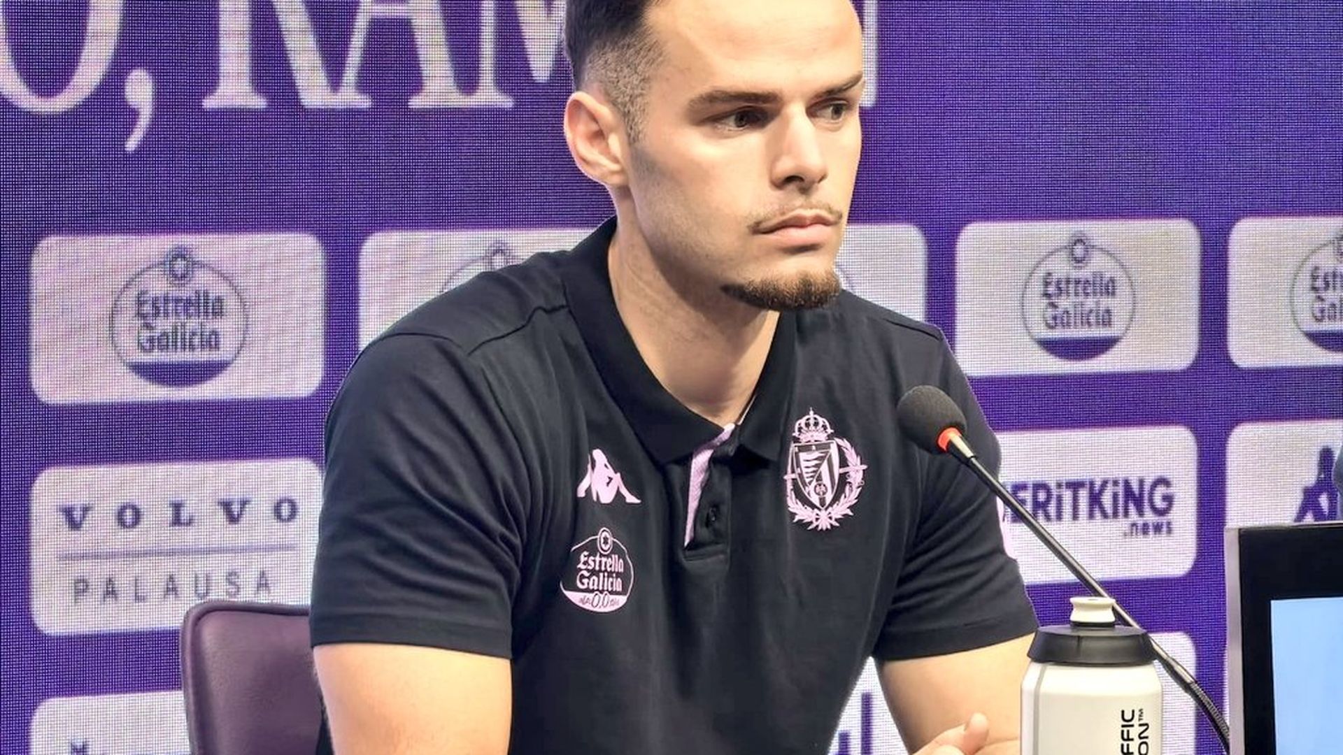 Ramón Martínez, en su presentación como jugador del Real Valladolid. Ramón Martínez, en su presentación como jugador del Real Valladolid.