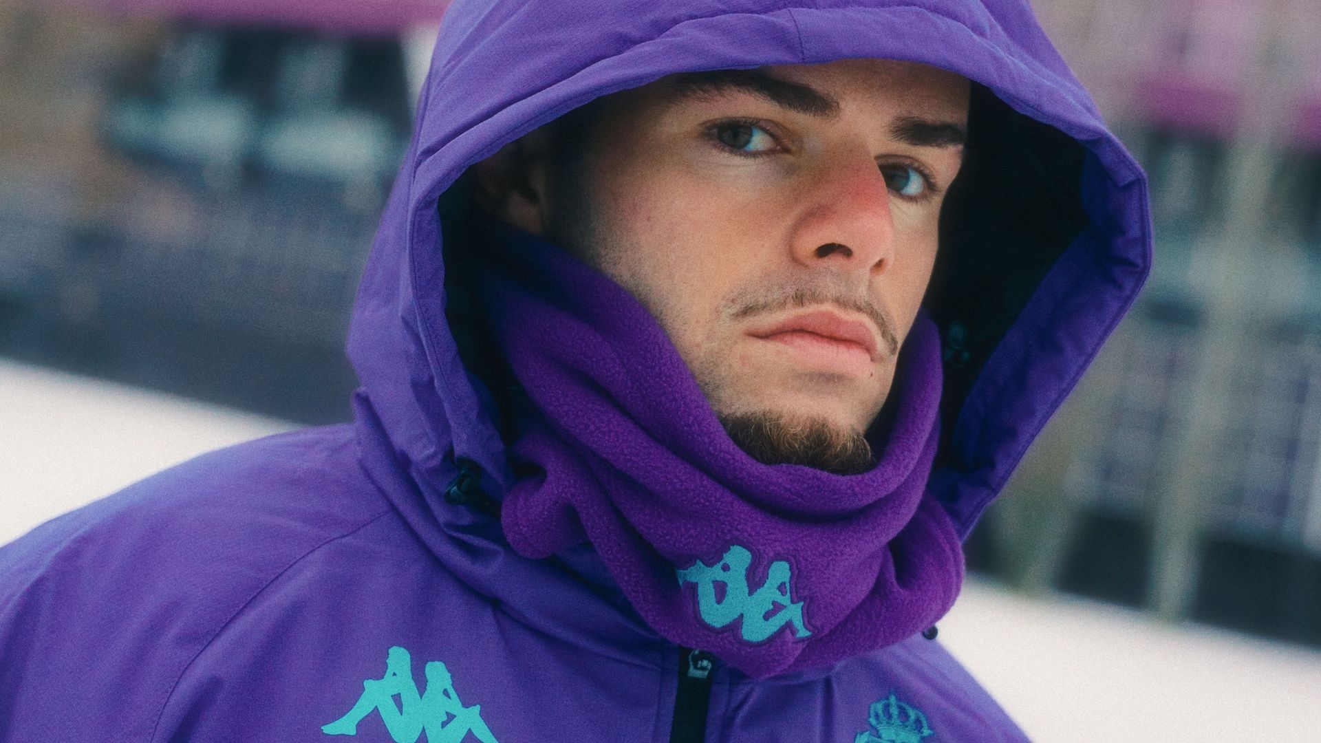 Ramón Martínez, presentado sobre la nieve en Valladolid. Ramón Martínez, presentado sobre la nieve en Valladolid.