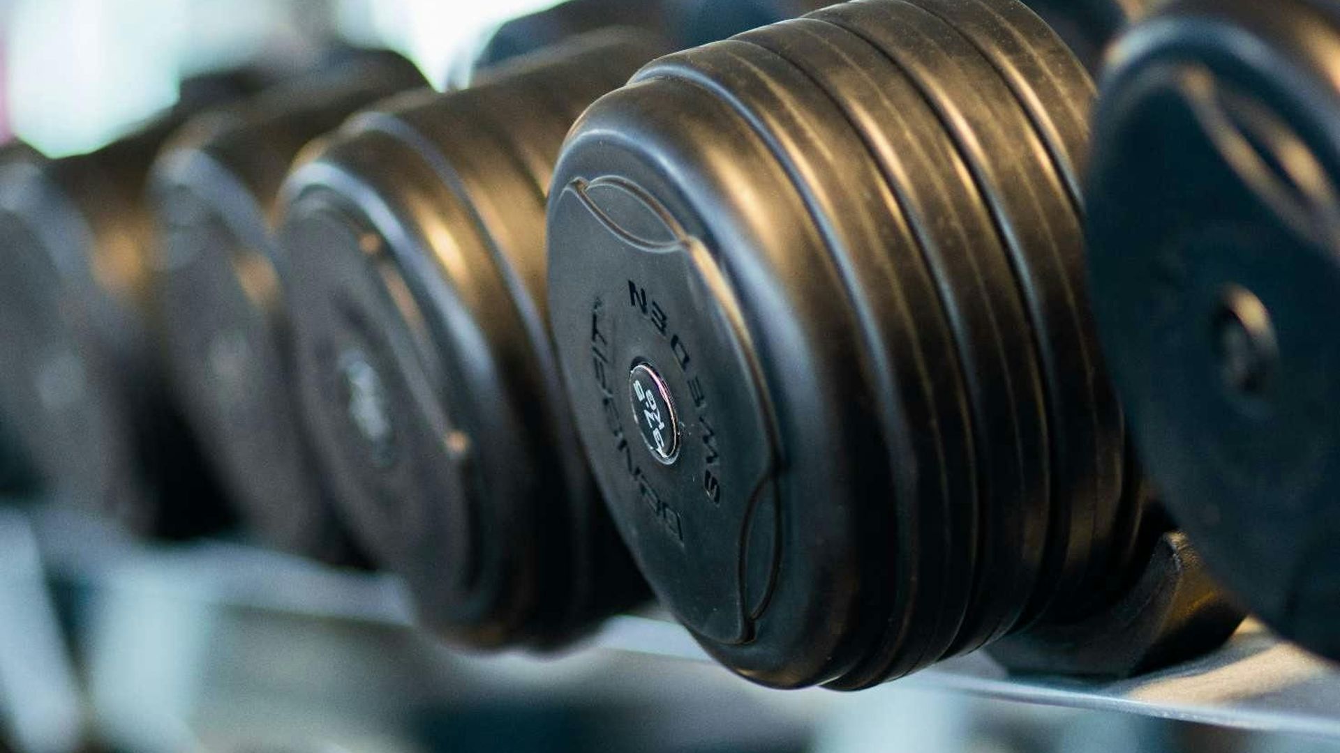 Avalan el despido de un trabajador que entrenaba en el gimnasio mientras estaba de baja médica en Málaga