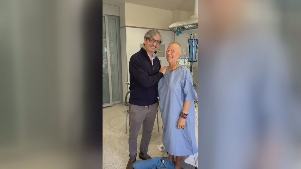 El cirujano Diego González Rivas salva la vida a una mujer al extirparle un tumor de 4 kilos en el pulmón