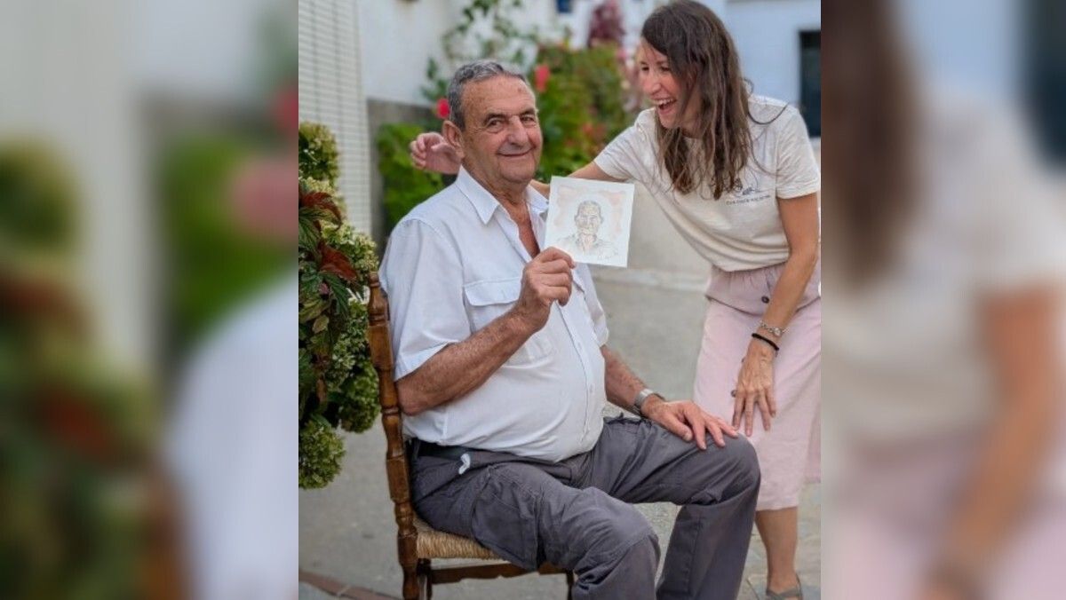 Kristinka Lazar, nómoda digital, regala retratos a los vecinos