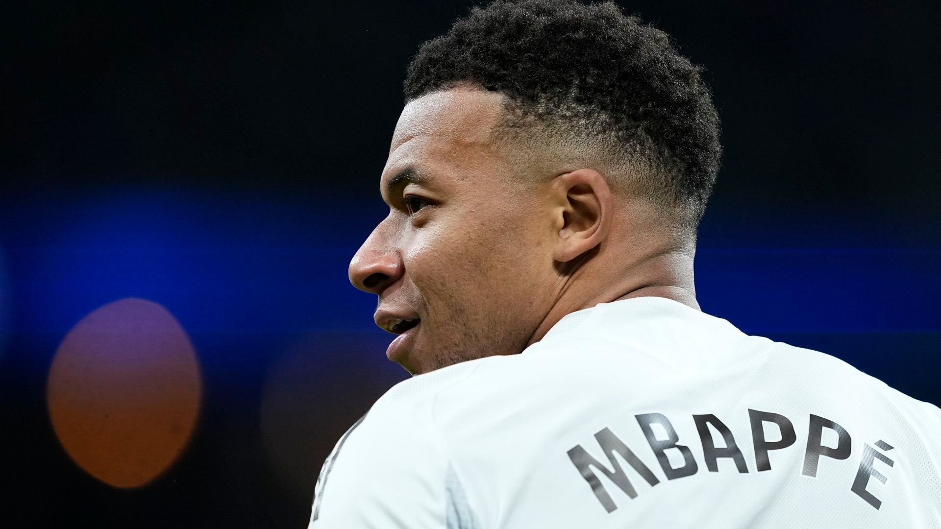 Kylian Mbappé en su último partido con el Real Madrid