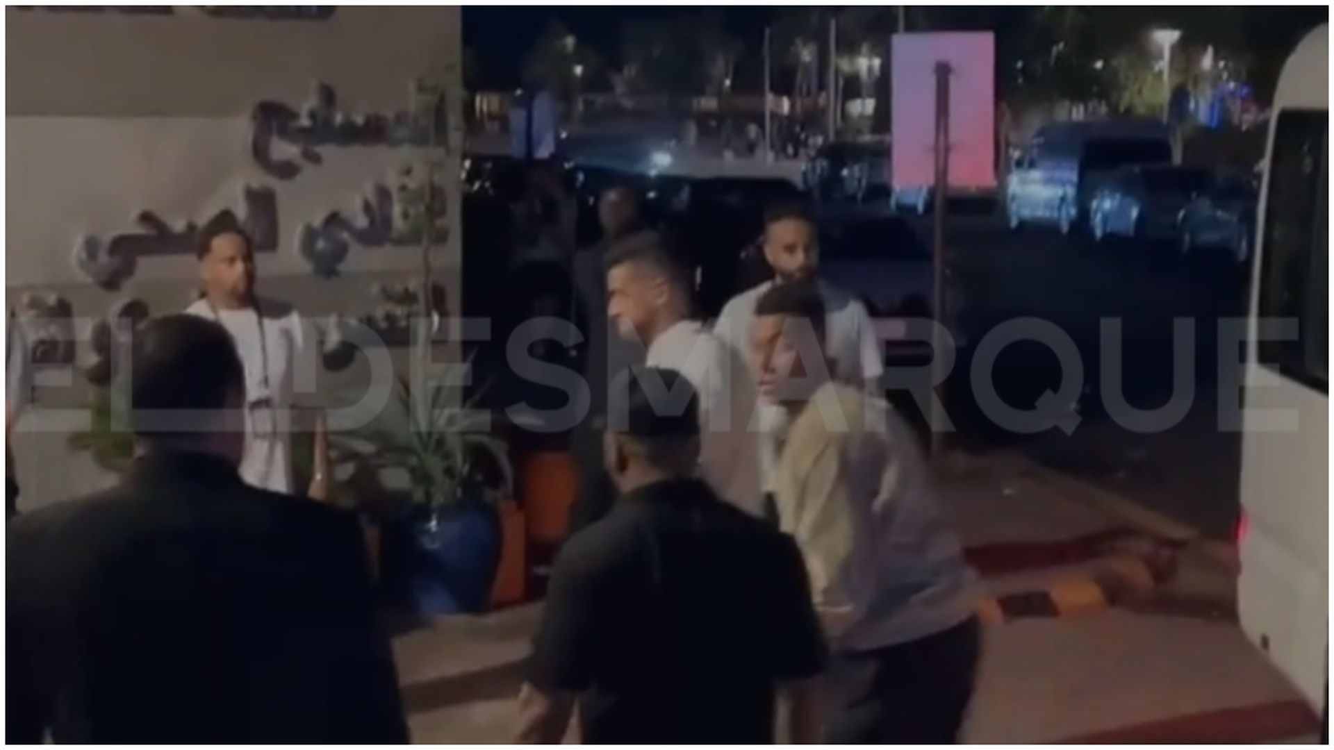 Kylian Mbappé llega al hotel de concentración del Real Madrid en Yeda