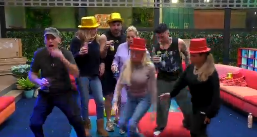 Los concursantes haciéndose una foto