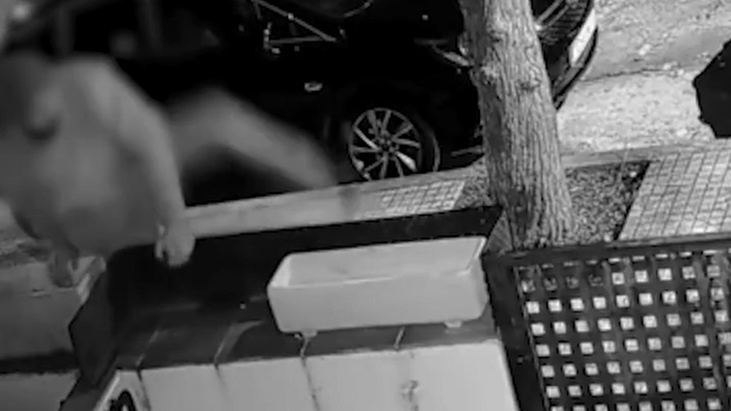 Detienen a un hombre por cometer 12 robos tras escalar por las viviendas en Tarragona