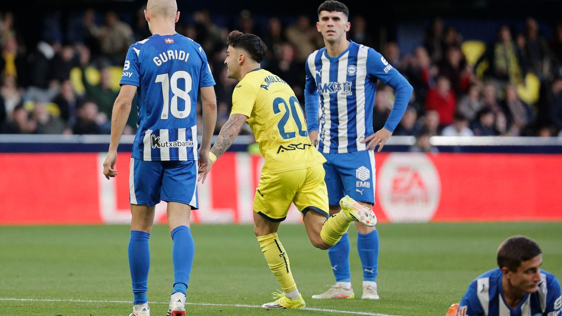 Moleiro celebrando contra el Alavés