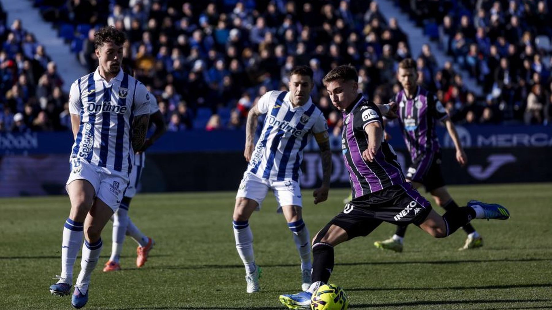 Chuki dispara ante el Leganés. Chuki dispara ante el Leganés.