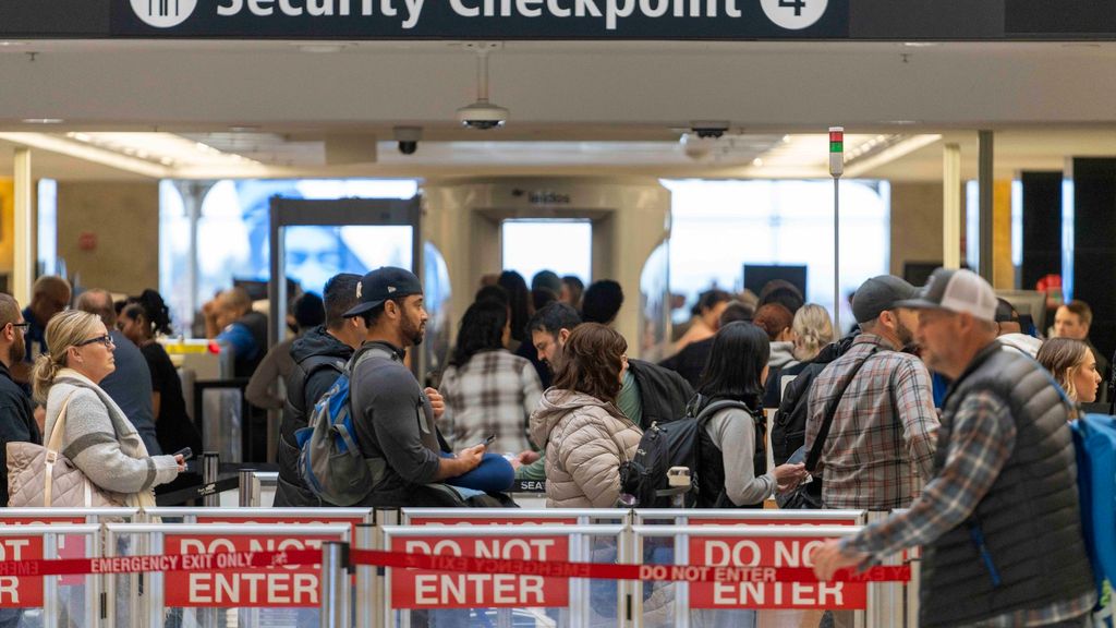 Estados Unidos insta a sus ciudadanos a abandonar Venezuela ante posibles ataques de grupos armados