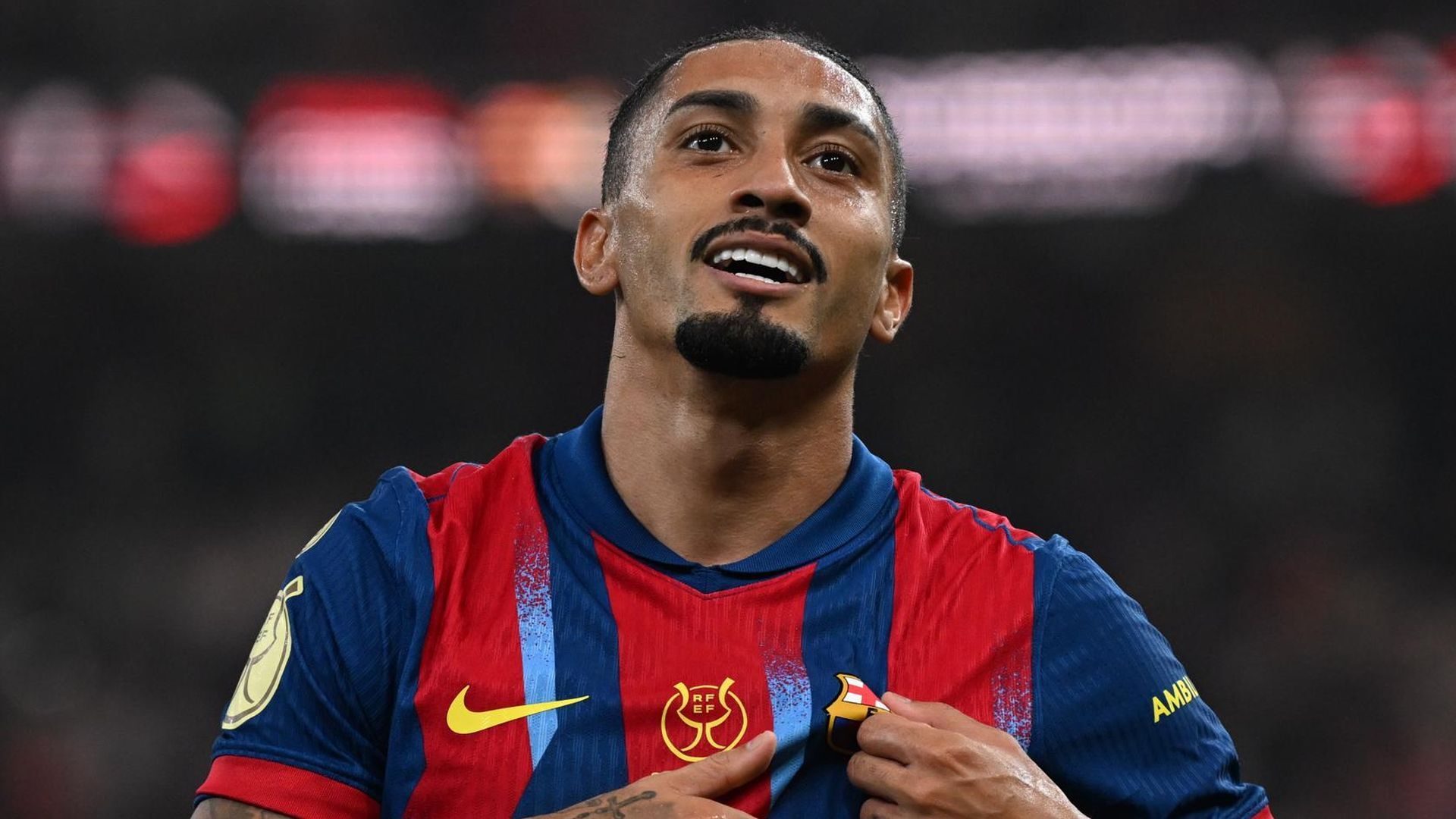 Raphinha celebrando un gol en la final de la Supercopa Raphinha celebrando un gol en la final de la Supercopa