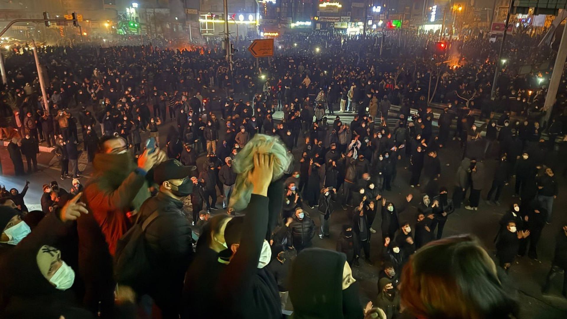 Varias organizaciones denuncian cientos de muertos en la oleada de protestas en Irán, que sigue sin Internet