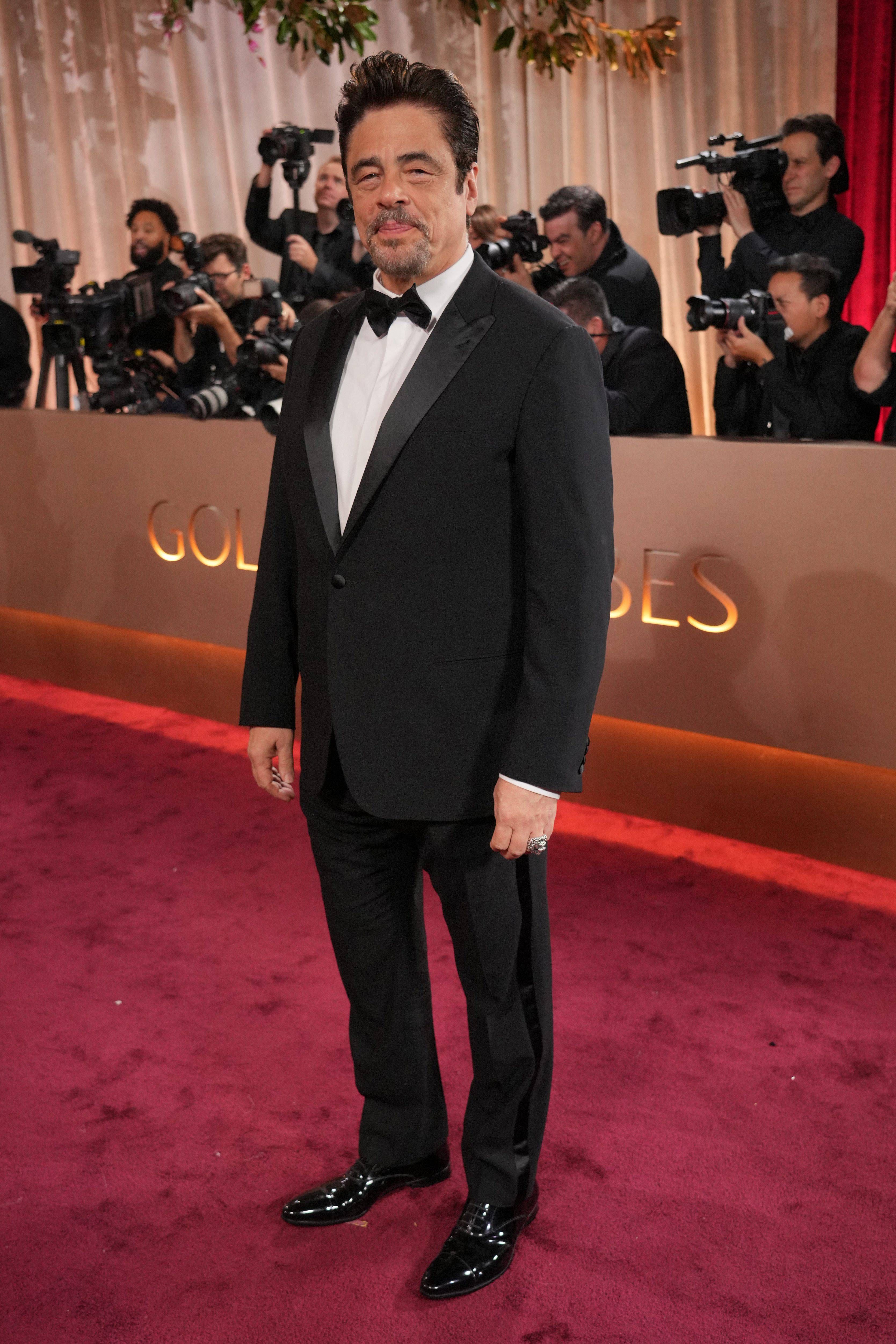 Benicio del Toro, en la alfombra roja de los Globos de oro 2026