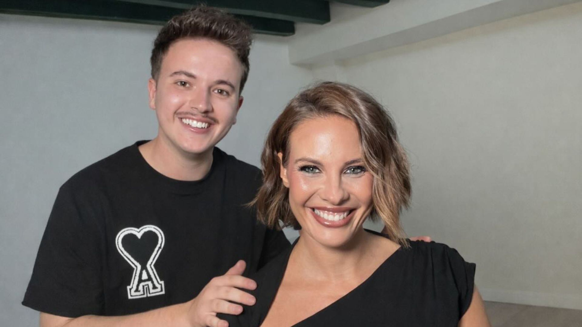 Jessica Bueno y su maquillador enseñan, paso a paso, cómo peinarte y maquillarte como las estrellas para estas Navidades