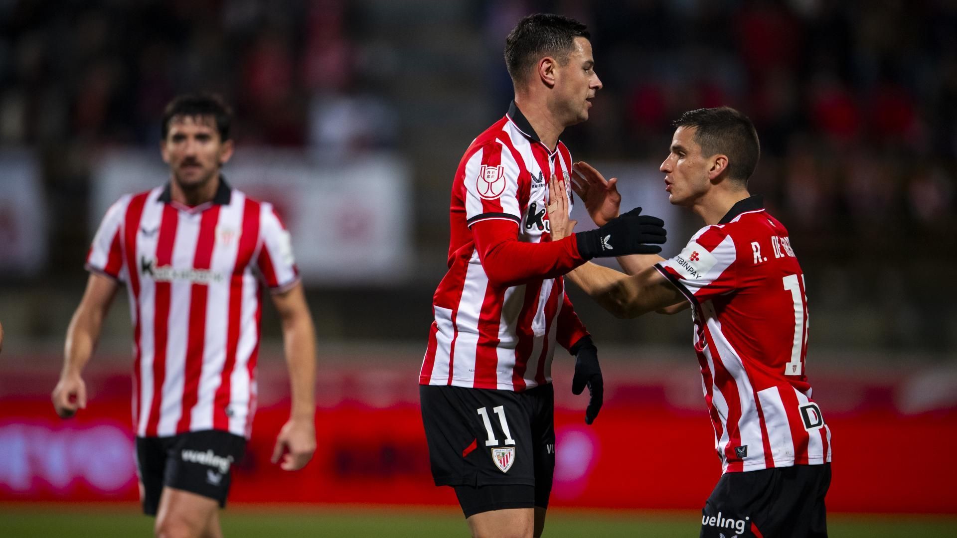 Gol de Gorka Guruzeta en Copa ante la Cultural Leonesa