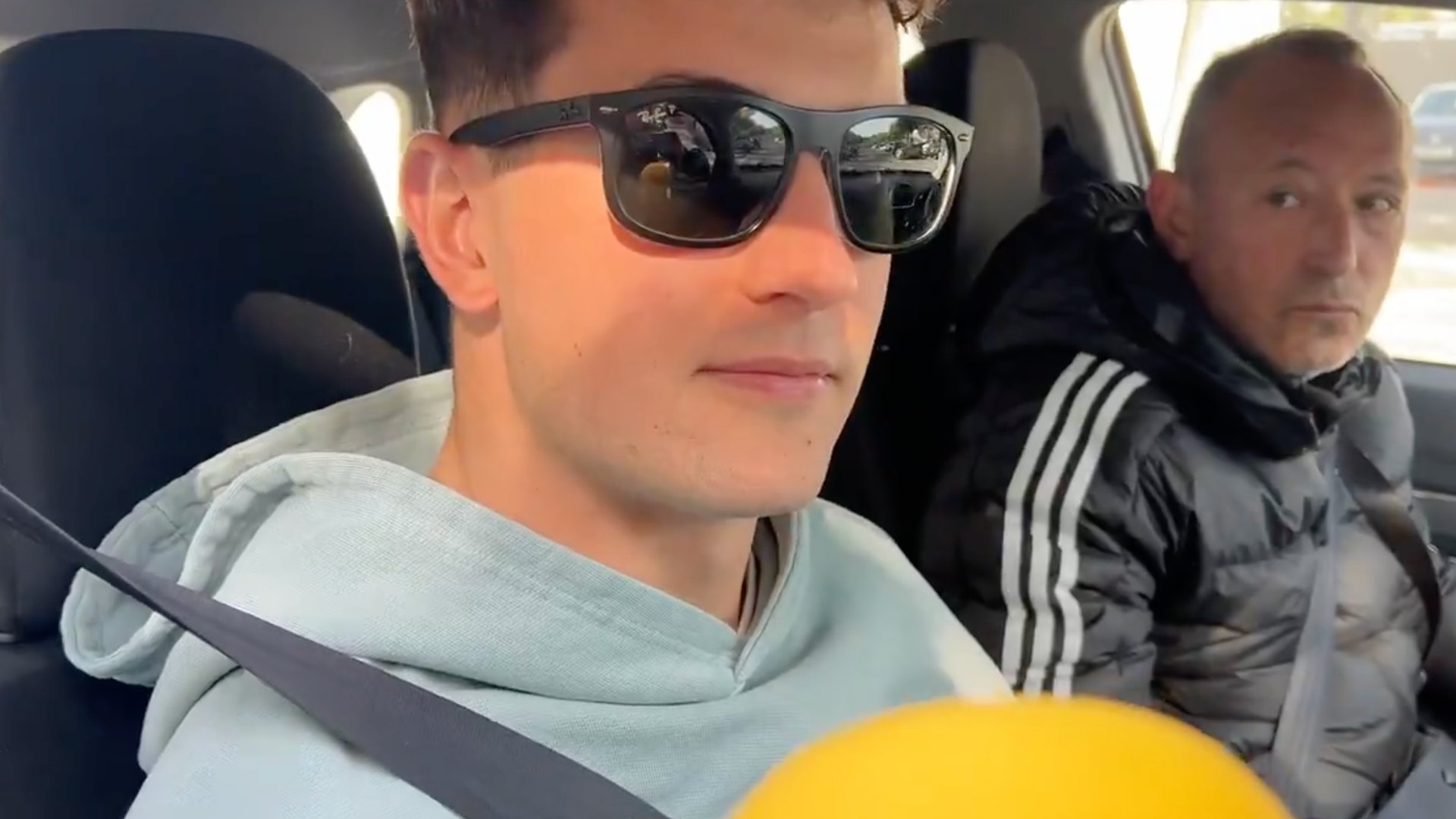 Julen Agirrezabala en su coche