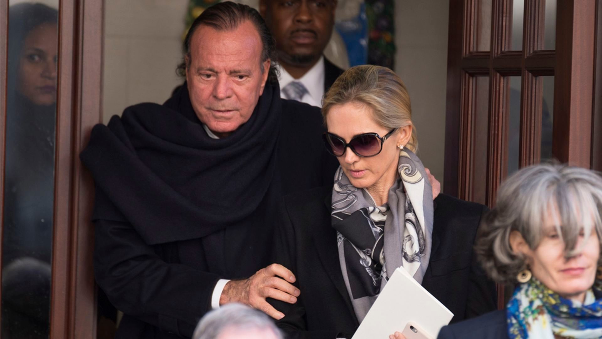 Julio Iglesias y su mujer, Miranda