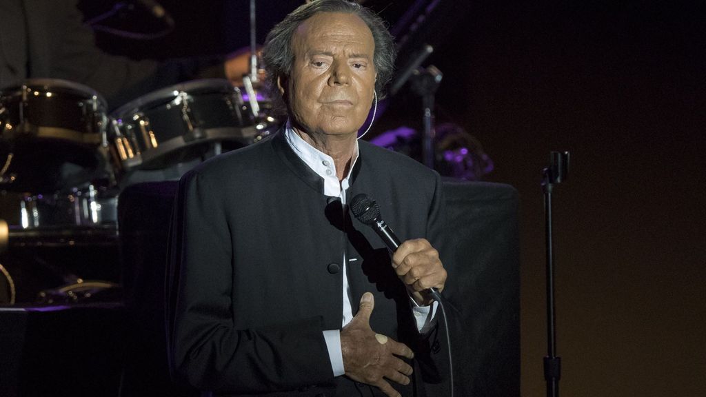 Las dos extrabajadoras que acusan a Julio Iglesias de agredirlas sexualmente no han presentado denuncia