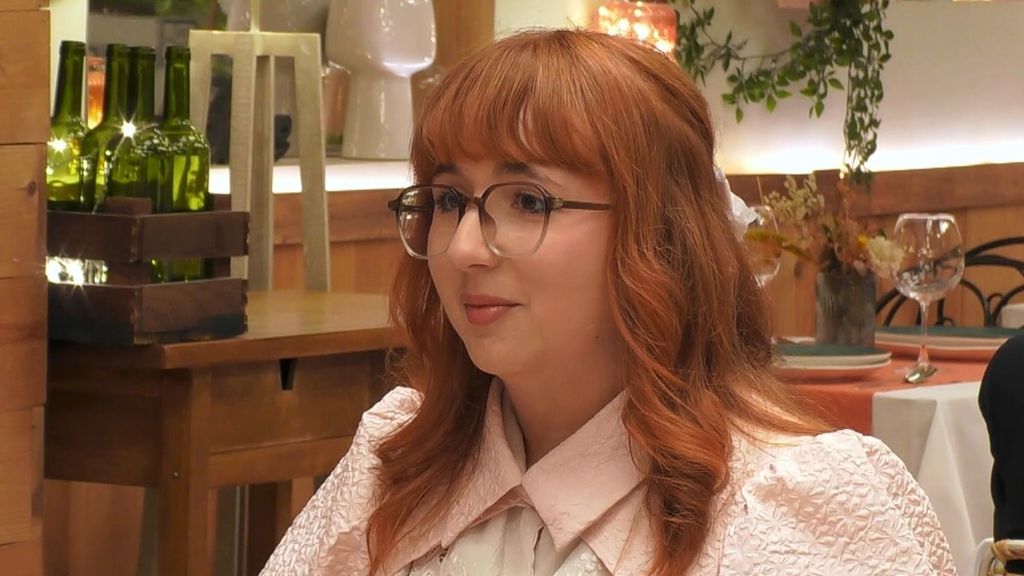 La confesión sexual de un soltero que sorprende a su cita de 'First Dates': ''Tengo mis pequeños complejos con ello''