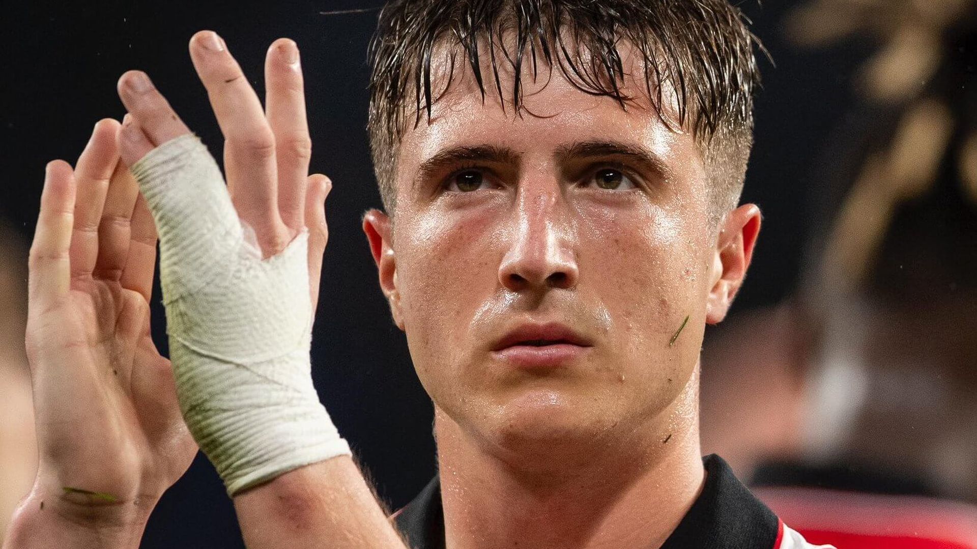 Mikel Jauregizar metió el gol del triunfo ante el Ourense en O Couto