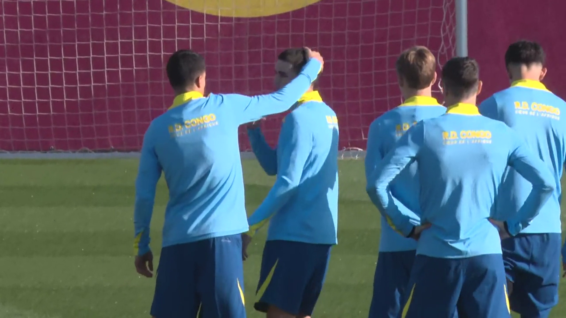 Joao Cancelo en su primer entrenamiento con el Barça