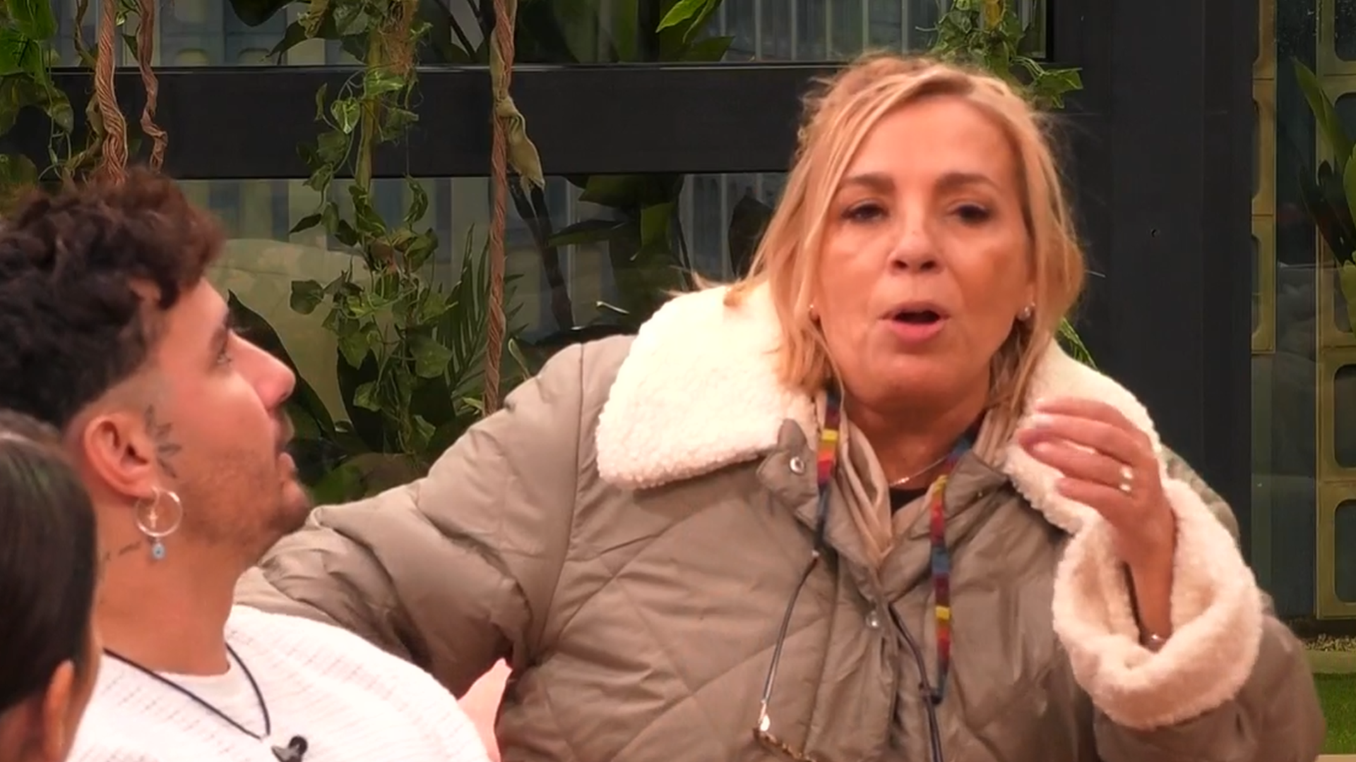 Carmen se pilla un rebote