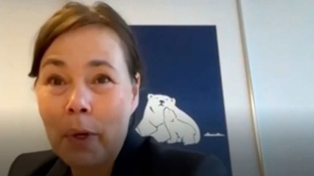 La imagen de la tensión en Groenlandia: su ministra de Exteriores al borde del llanto