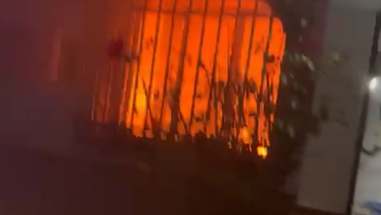 Las llamas arrasaron con toda la vivienda