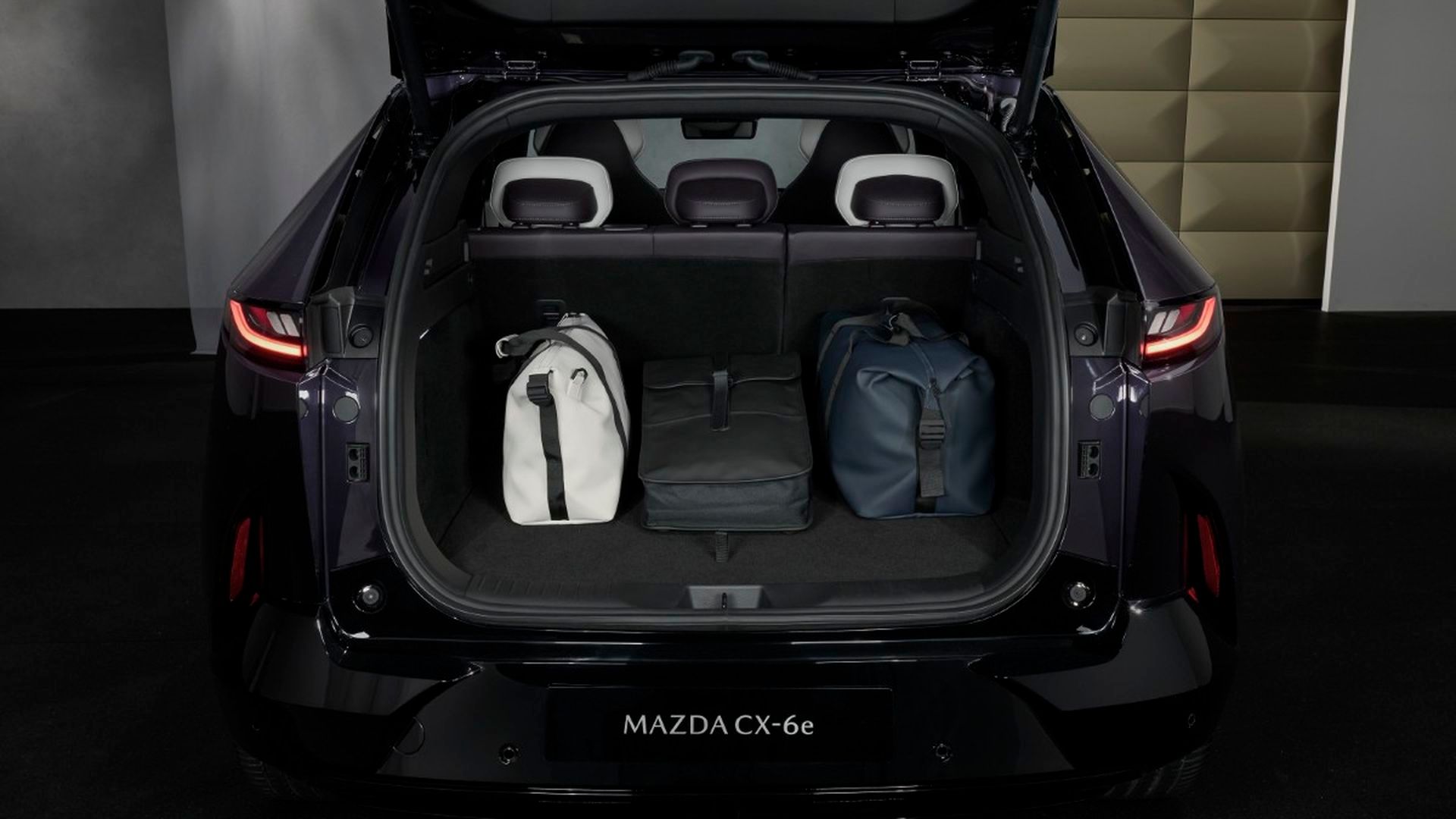 Maletero del nuevo Mazda CX-6e