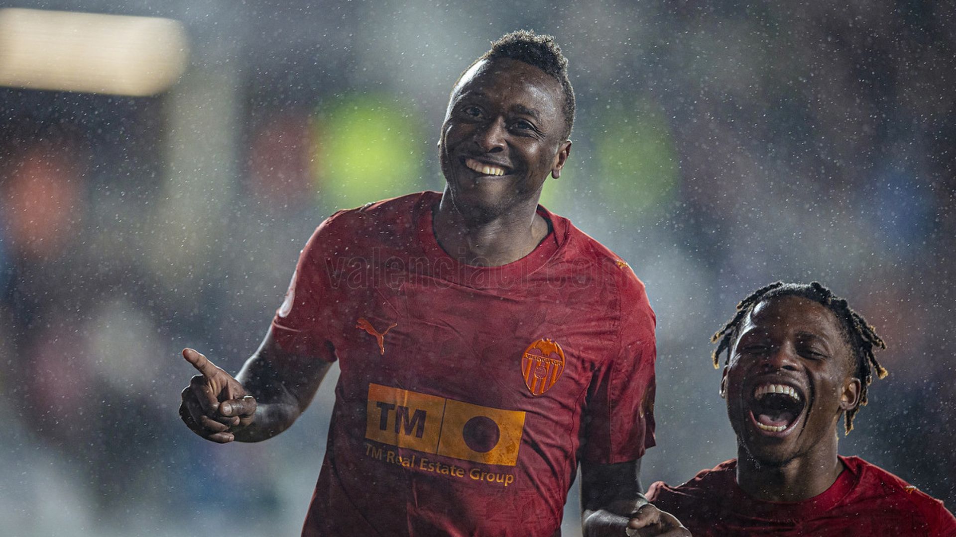 Umar Sadiq marca ante el Burgos Umar Sadiq marca ante el Burgos