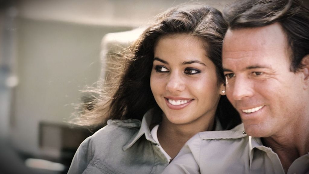 Vaitiare, expareja de Julio Iglesias durante ocho años, se sienta en plató para revelar toda la verdad sobre su relación con el cantante, mañana en ‘¡De Viernes!’