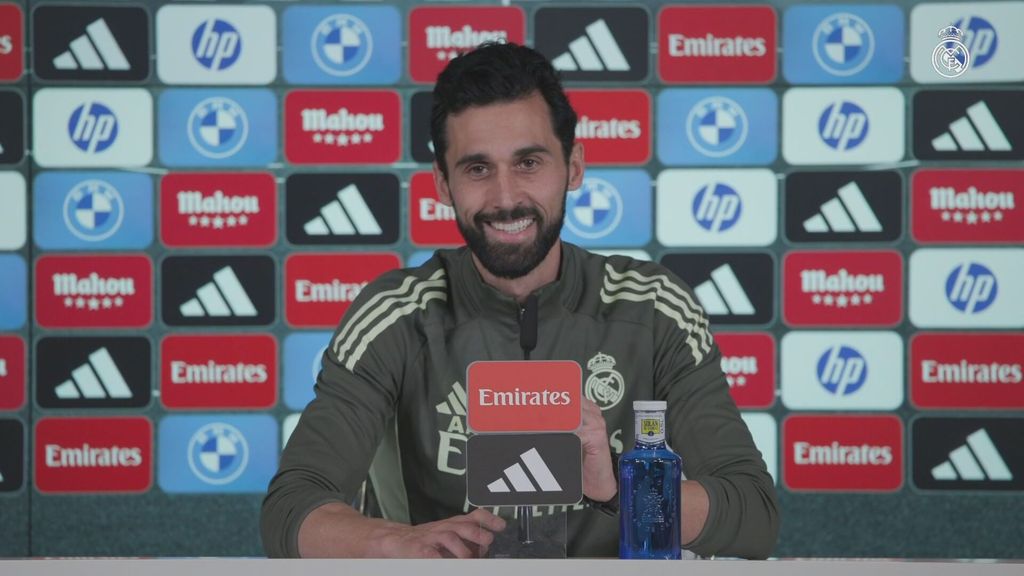Álvaro Arbeloa desvela su horario y la prensa alucina