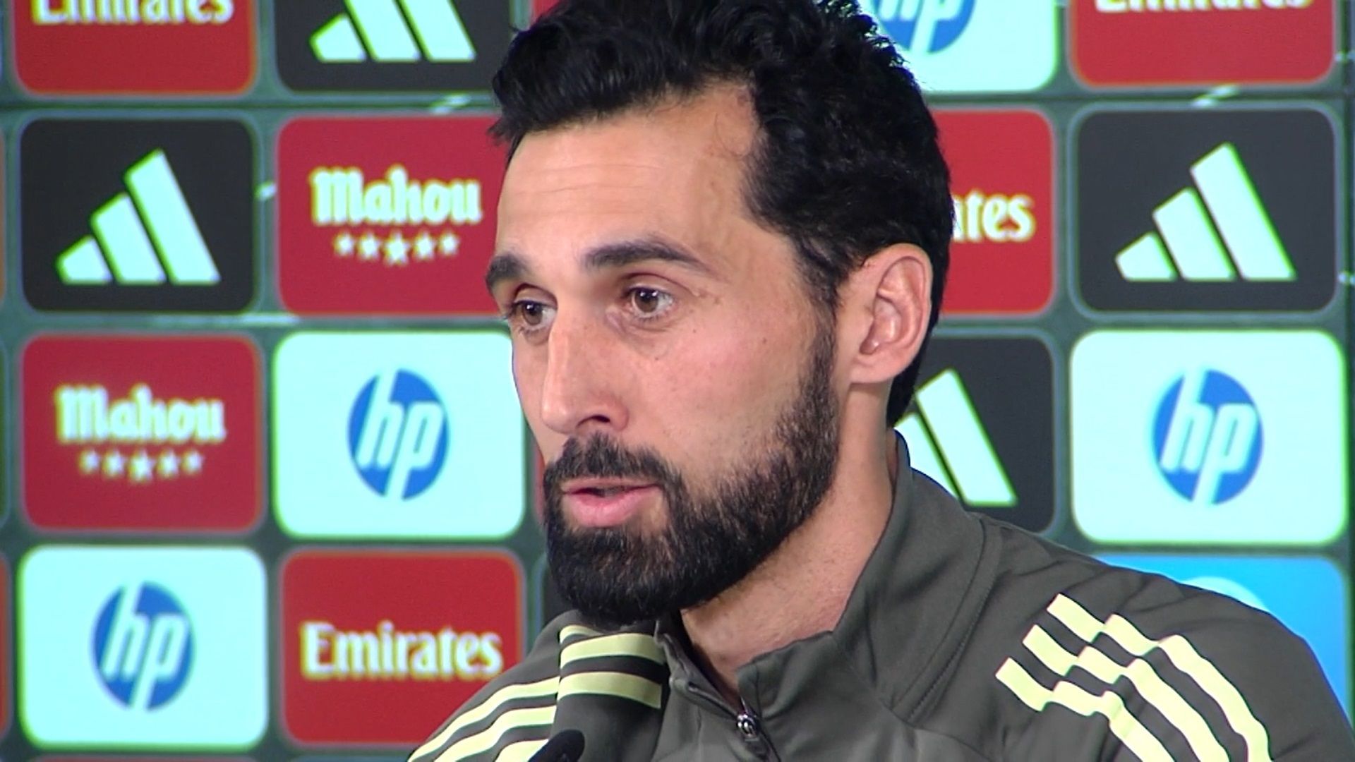 Arbeloa, en rueda de prensa.