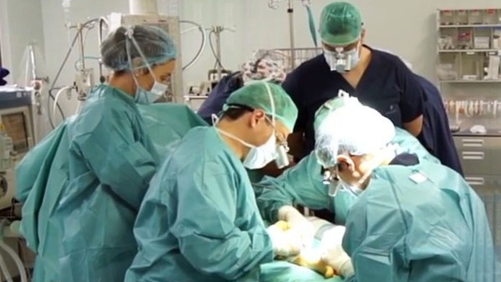 Durante la intervención quirúrgica a la pequeña Luna