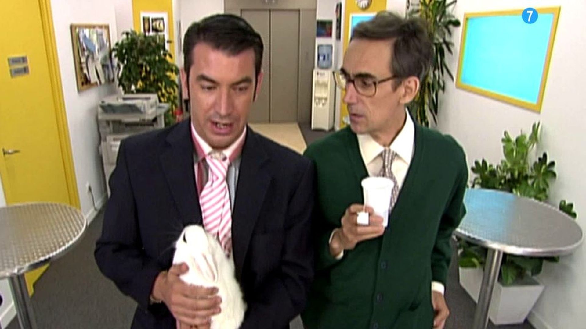 ‘Cámera café’ sin cafeína, de lunes a viernes a las 17.00 horas