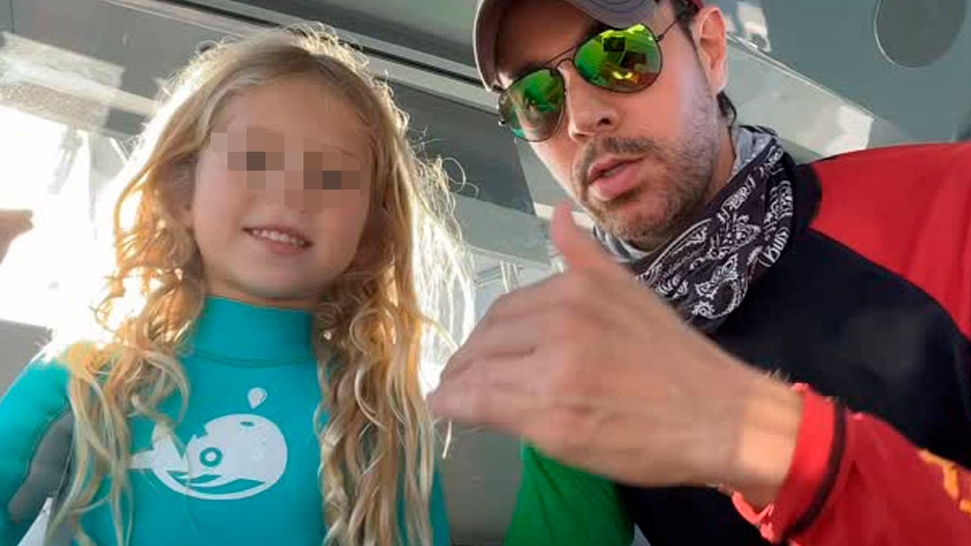 Enrique Iglesias reaparece en redes junto a su hija Mary tras el escándalo en torno a su padre