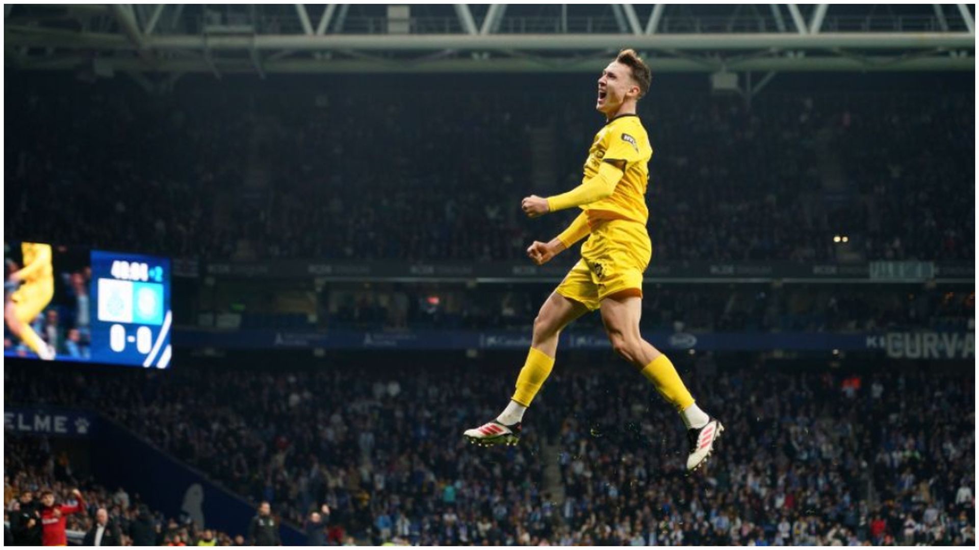 La celebración del gol de Vanat ante el Espanyol