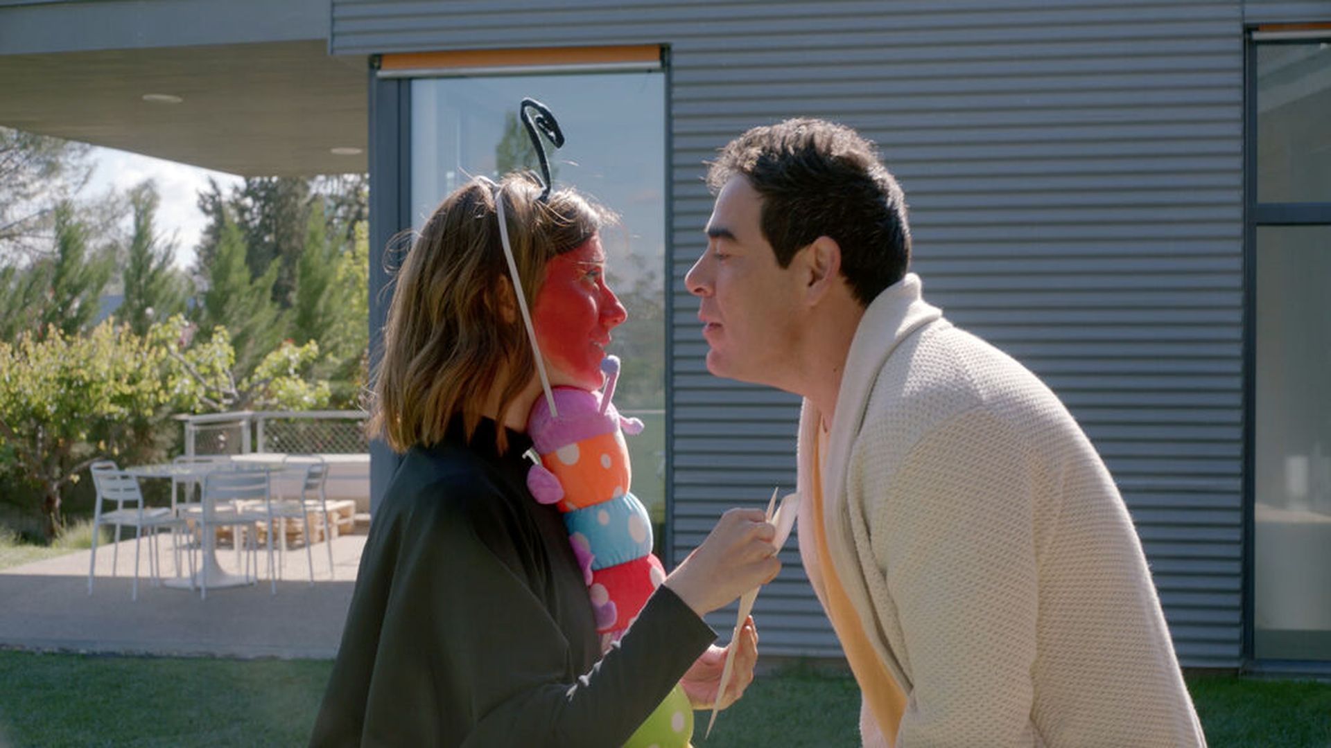 Quien paga la conexión decide cómo gestionarla: el truco de Pablo y Natalia para pillar a la familia con las manos en la masa