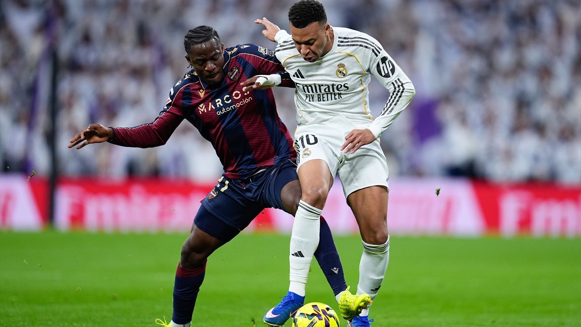 Etta Eyong y Kylian Mbappé en el BernabéuEuro