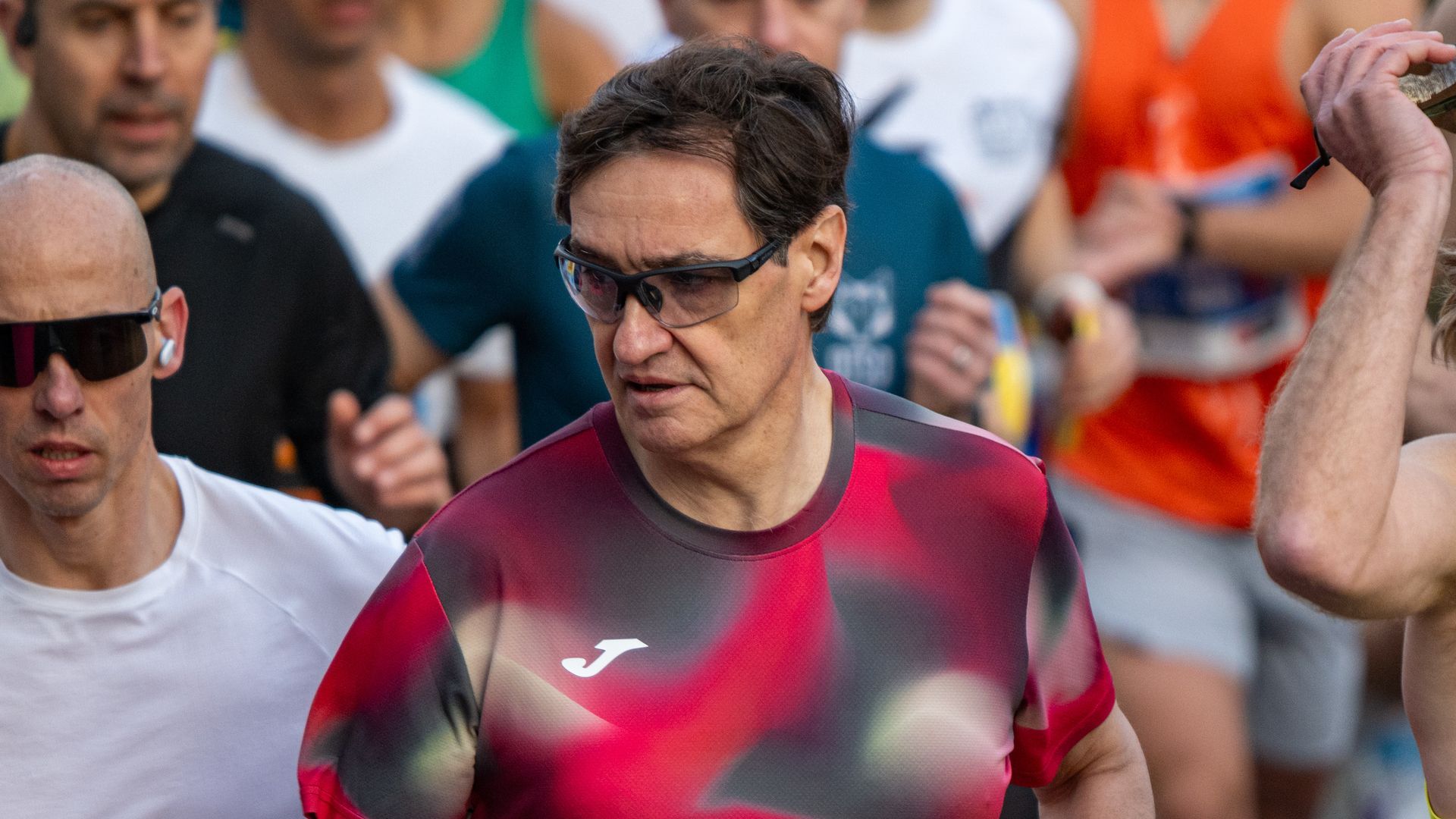 Imagen de archivo del presidente de la Generalitat, Salvador Illa, participando en la eDreams Mitja Marató de Barcelona