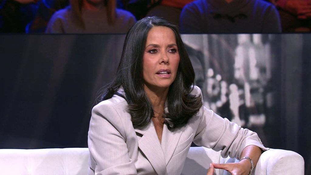 P109 - Vaitiare cuenta toda la verdad sobre su relación con Julio Iglesias ¡De viernes! Temporada 3 Programa 109