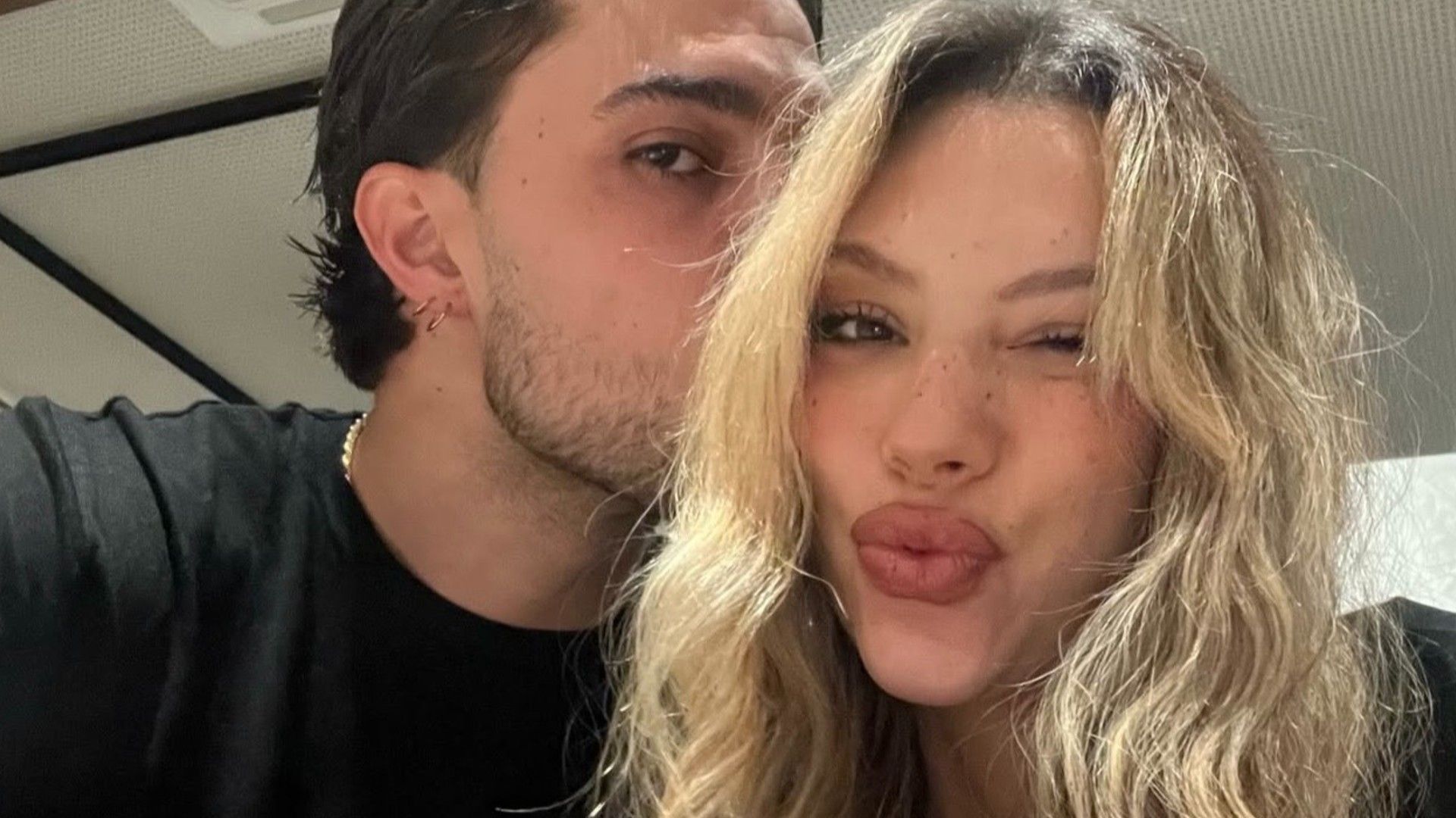 Alejandra Rubio y Carlo Costanzia